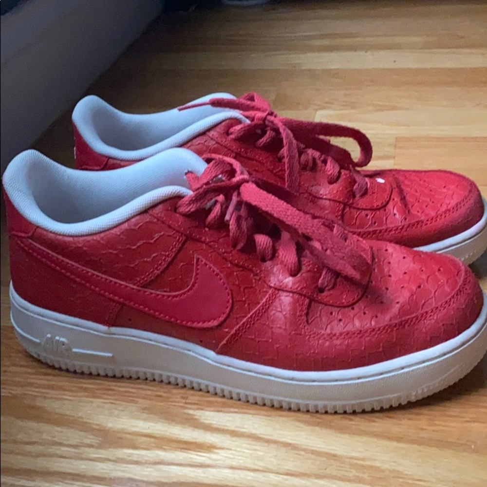 Vintage red Nike air forces size 6.5US